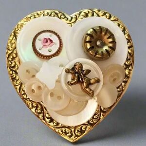 Vintage Gold Tone Heart Button Brooch – Cherub & Mother of Pearl Accents